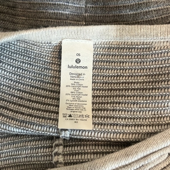 NWT Lululemon It All Lines Up Poncho - Picture 7 of 7